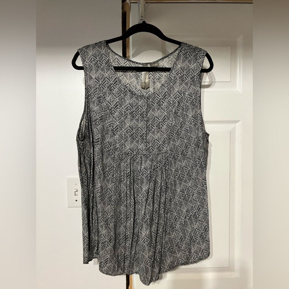 Sleeveless blouse